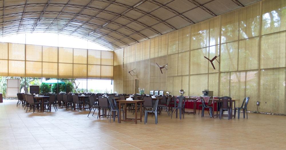Resorte Marinha Dourada Arpora